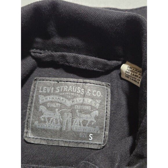 Levis Strauss Denim Jacket Womens Small Petite Black Trucker Button Up Classic - Picture 3 of 9
